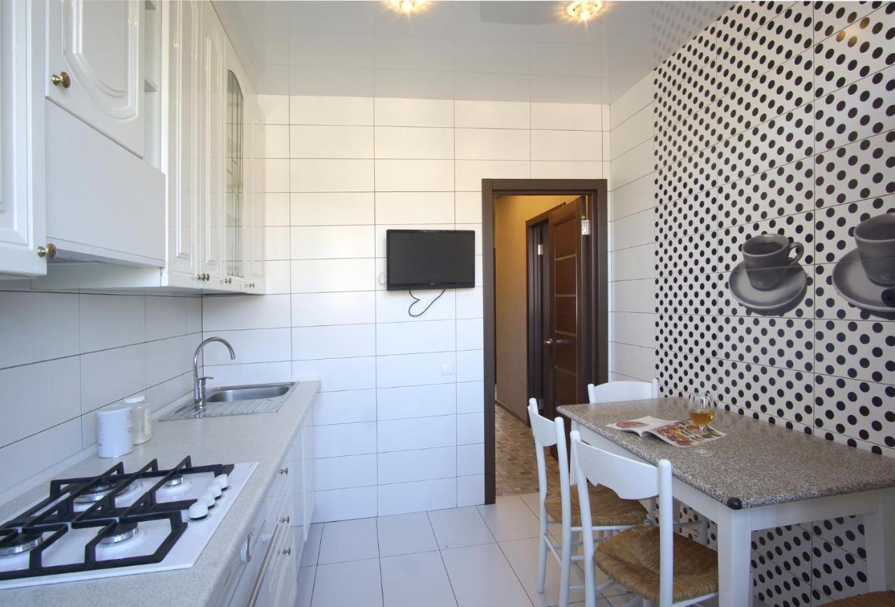Hvylevogo Street Apartment Kharkov Luaran gambar